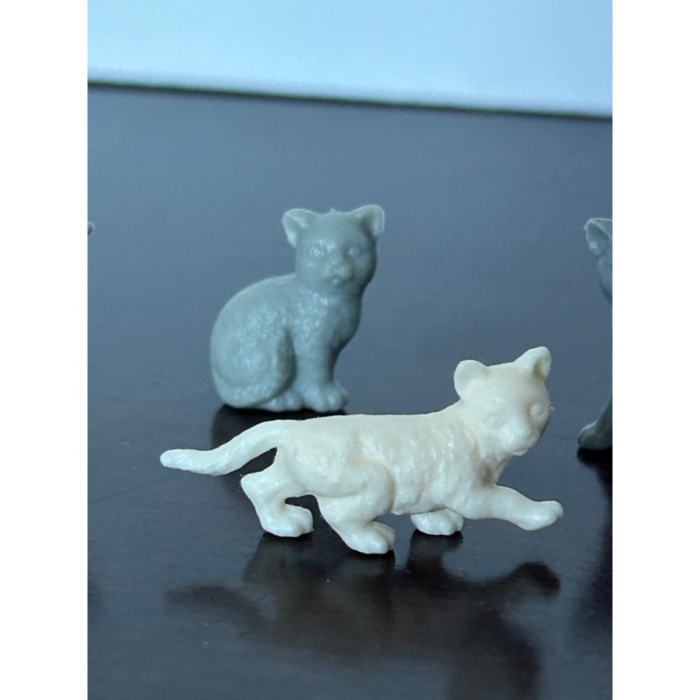 Miniature Cat Kitten Figurines Assorted Plastic Rubber Dollhouse Pets - Picture 6 of 7